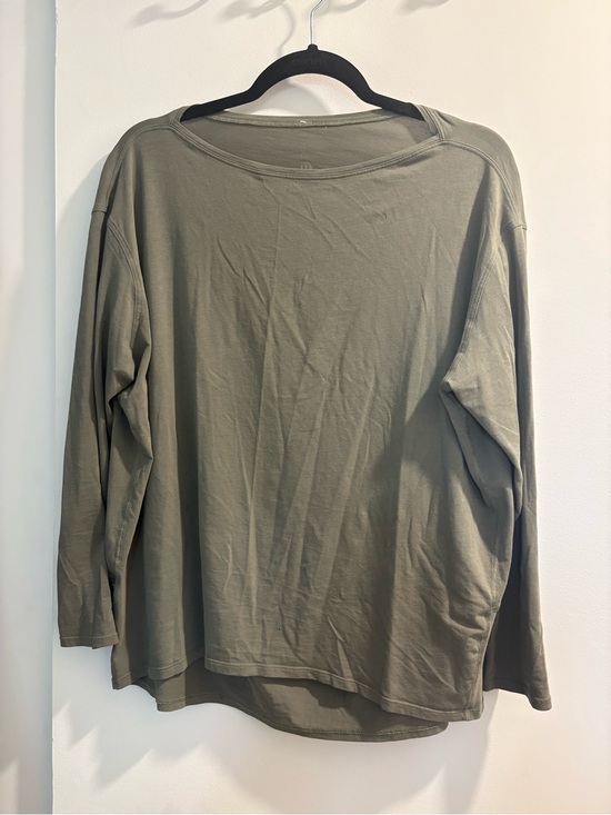 lululemon athletica Tops - Lululemon Relaxed Olive Long Sleeve Tee ladies XL